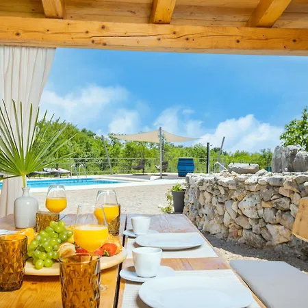 Kalic Villa Garica